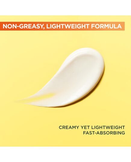 Garnier Vitamin C Serum Cream, 2in1 Formula With 20% Vitamin C serum & SPF 25 Moisturiser, Hydrate & Reveal Bright Glowing Skin, Organic & Vegan Formula, 50ml