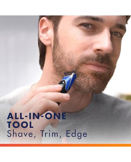 Gillette Styler, 1 Beard Trimmer for Men with 1 ProGlide Razor Blade Refill, 1 Battery, 3 Comb Attachments, Waterproof