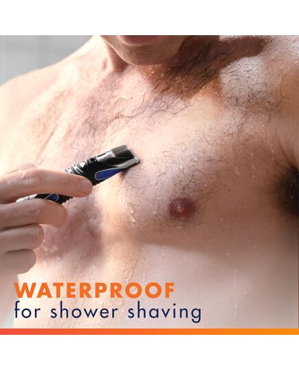 Gillette Styler, 1 Beard Trimmer for Men with 1 ProGlide Razor Blade Refill, 1 Battery, 3 Comb Attachments, Waterproof