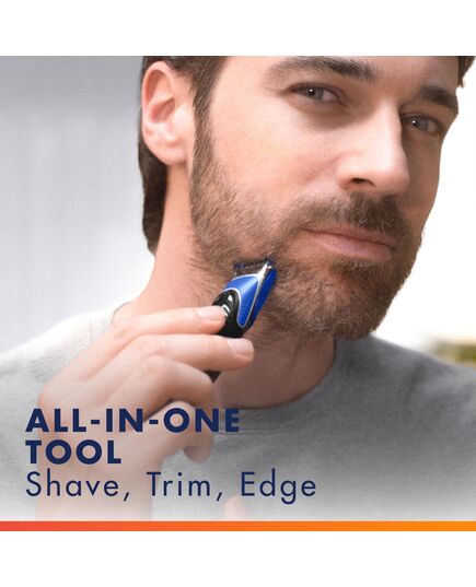 Gillette Styler, 1 Beard Trimmer for Men with 1 ProGlide Razor Blade Refill, 1 Battery, 3 Comb Attachments, Waterproof