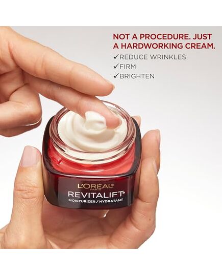 L'OREAL PARIS Skincare Revitalift Triple Power Anti-Aging Face Moisturizer with Pro Retinol, Hyaluronic Acid & Vitamin C to reduce wrinkles, firm and brighten skin, 1.7 Oz - (Packaging May Vary)