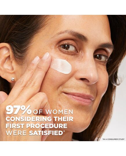 L'OREAL PARIS Skincare Revitalift Triple Power Anti-Aging Face Moisturizer with Pro Retinol, Hyaluronic Acid & Vitamin C to reduce wrinkles, firm and brighten skin, 1.7 Oz - (Packaging May Vary)